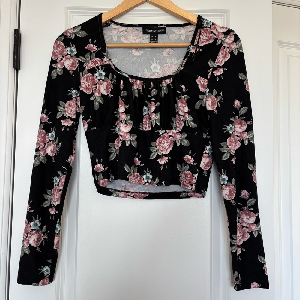 Streetwear Society Black Floral Long Sleeve Top Size Medium